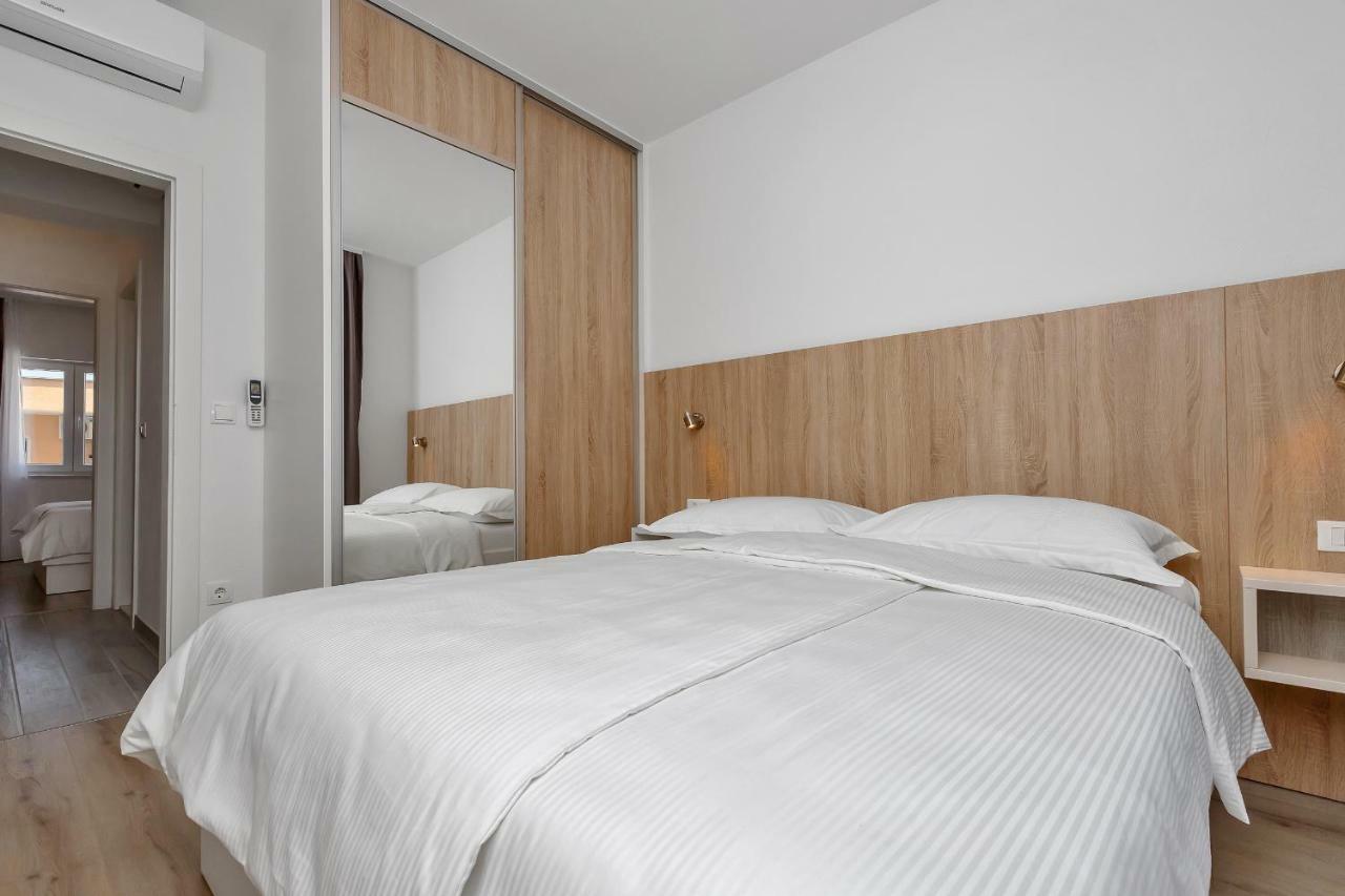 Apartmani Daniela Podgora Luaran gambar
