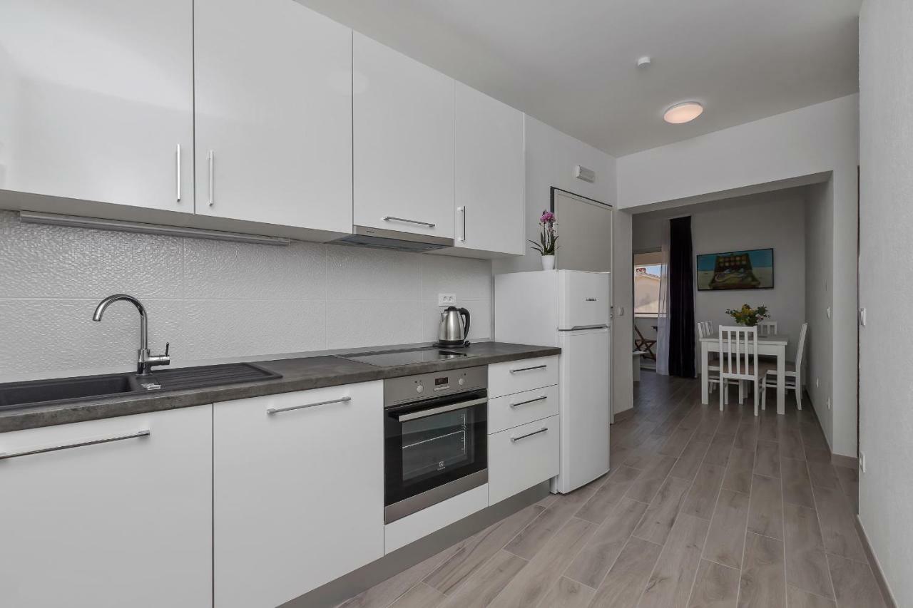 Apartmani Daniela Podgora Luaran gambar