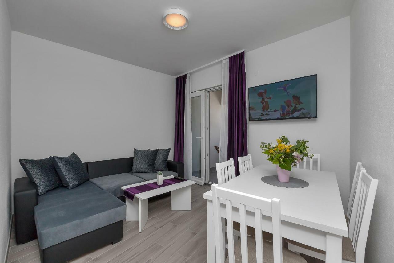 Apartmani Daniela Podgora Luaran gambar